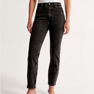 A&F - The Mom High Rise Jean - Size 2 Short